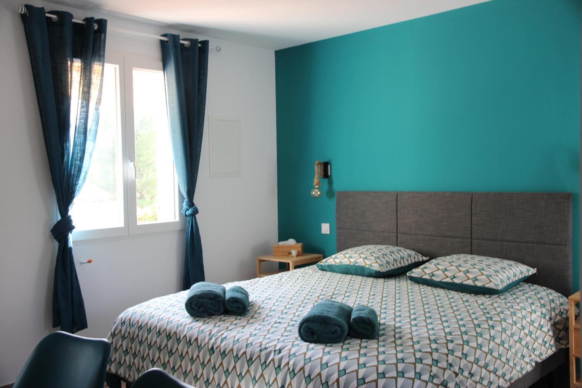 Maison D'Hote Villa Monique Cuges-les-Pins Kültér fotó